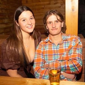 Meet your Posher, Phoebe